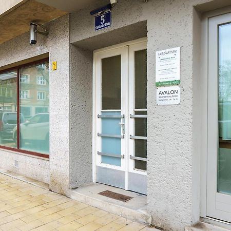 Vienna City Apartment Suedtiroler Platz Exterior photo