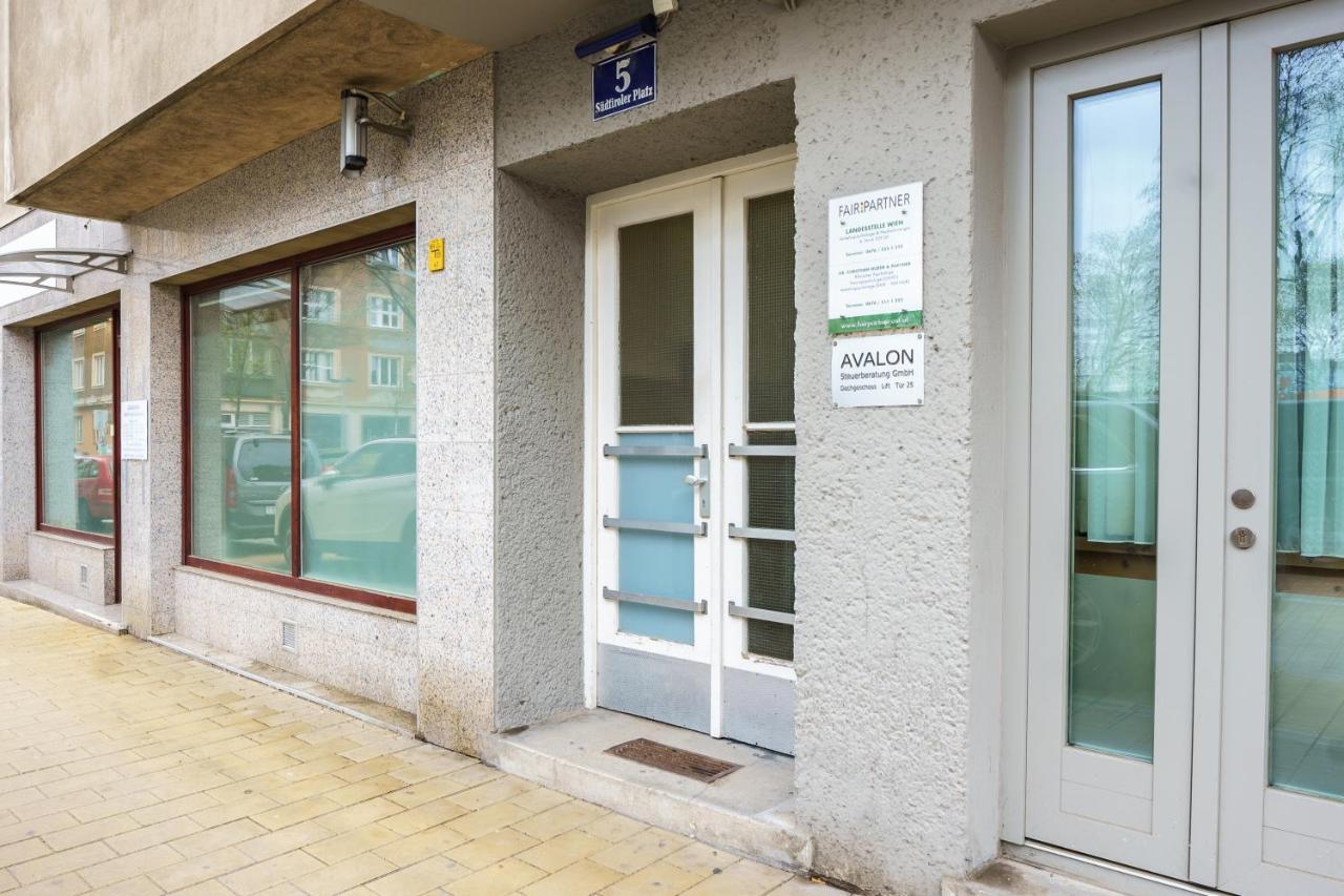 Vienna City Apartment Suedtiroler Platz Exterior photo
