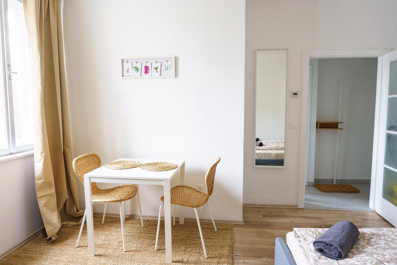 Vienna City Apartment Suedtiroler Platz Exterior photo